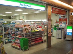 KOnbini- Family Mart